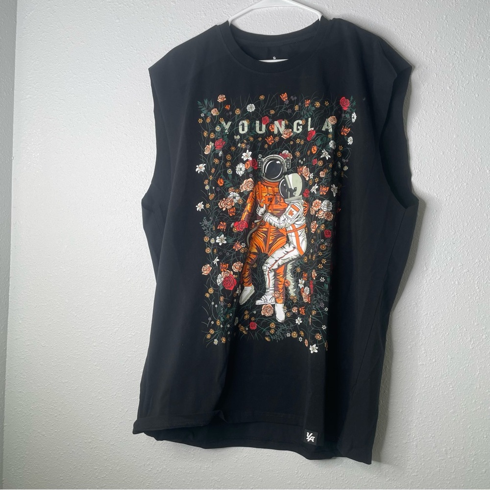 youngla tank top